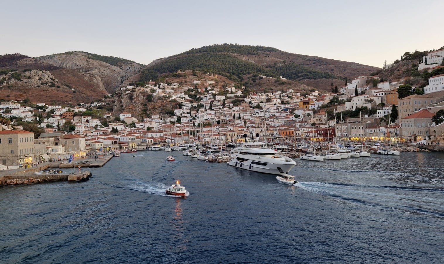 Hydra stad.